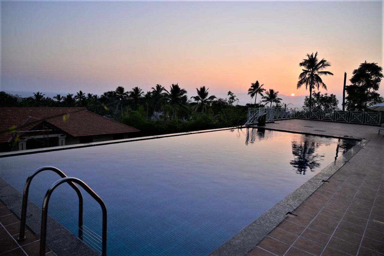 Aadisaktthi Leisure Resort, Kovalam Тривандрум Экстерьер фото