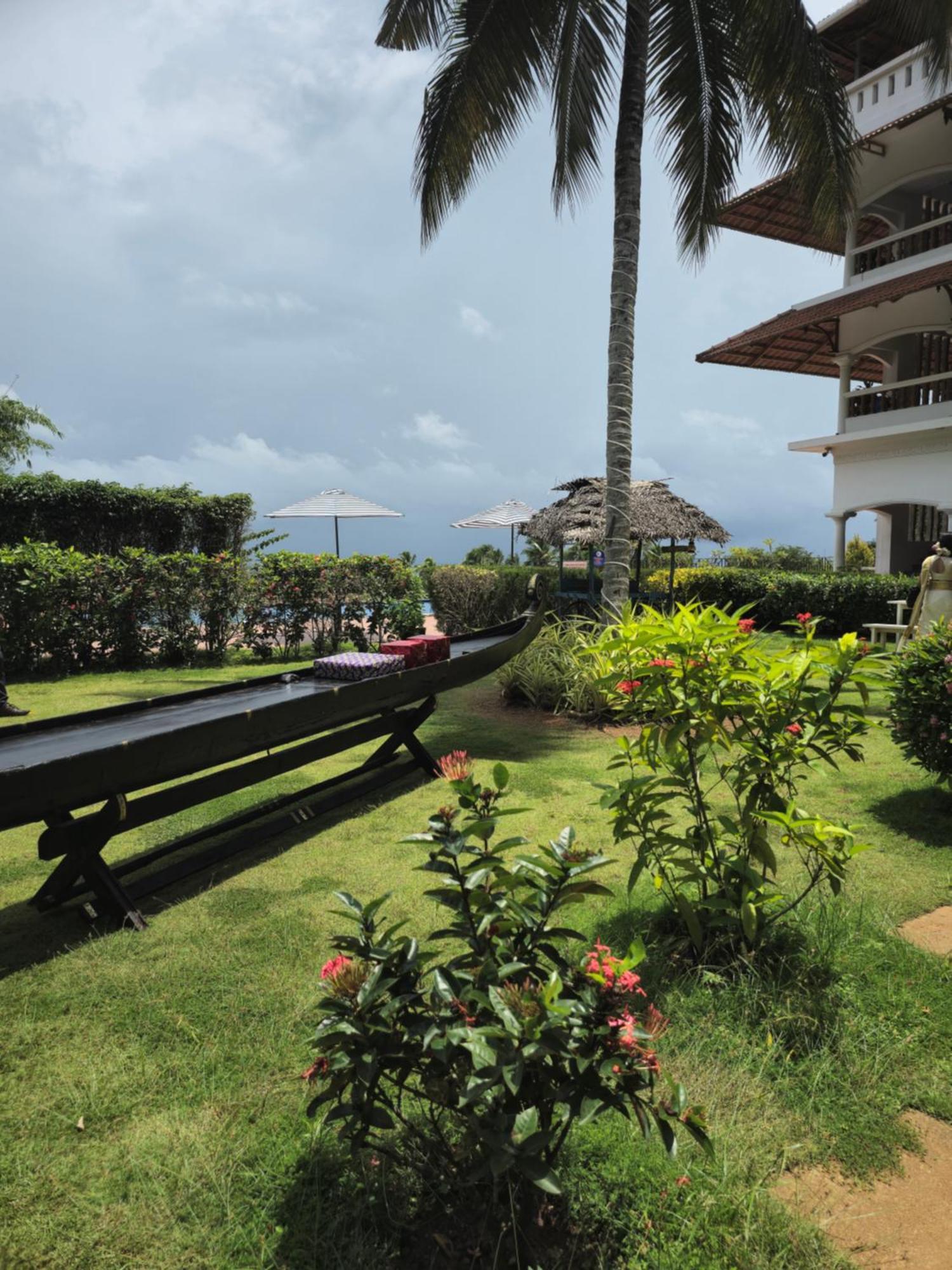 Aadisaktthi Leisure Resort, Kovalam Тривандрум Экстерьер фото